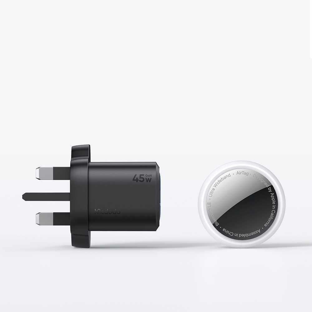 Mcdodo Nano 45W Gan Mini Fast Charging Kit includes 240W C to C Cable-Black